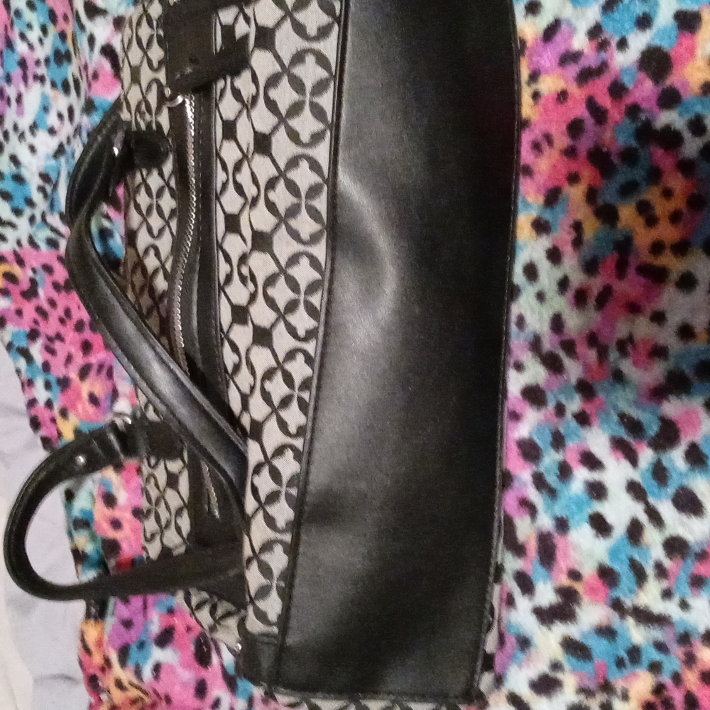 Nice size bag - Picture 3 of 3